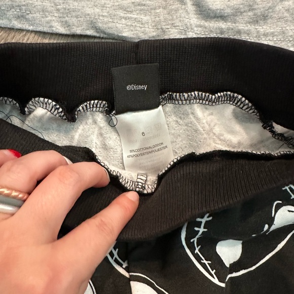 Nightmare before Christmas 3 piece sweat suit set 💀 - Picture 7 of 7